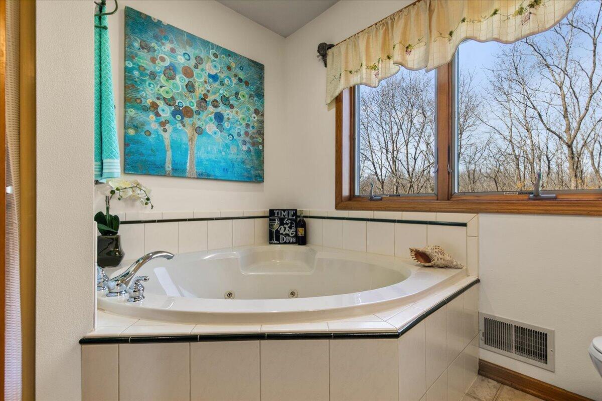 5280 Cherokee Court Addison, WI 53027 - Photo 37 of 69 084-Cherokee Ct-84