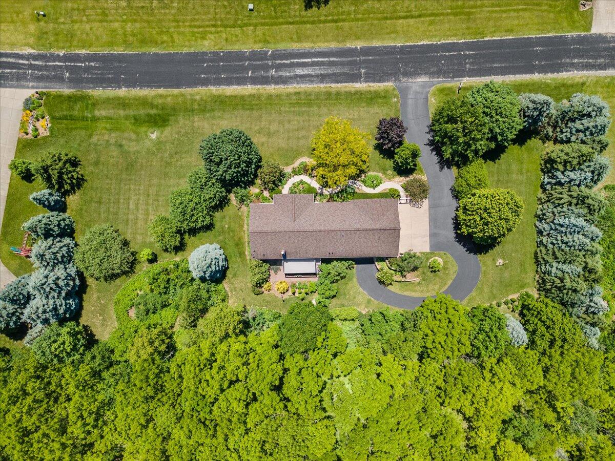 5280 Cherokee Court Addison, WI 53027 - Photo 67 of 69 11-Cherokee Ct-11