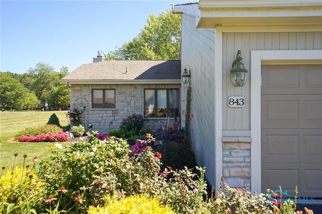 843 Fox Run Road, Unit 19 Findlay, OH 45840 - Photo 2 of 32 Gallery Image 2