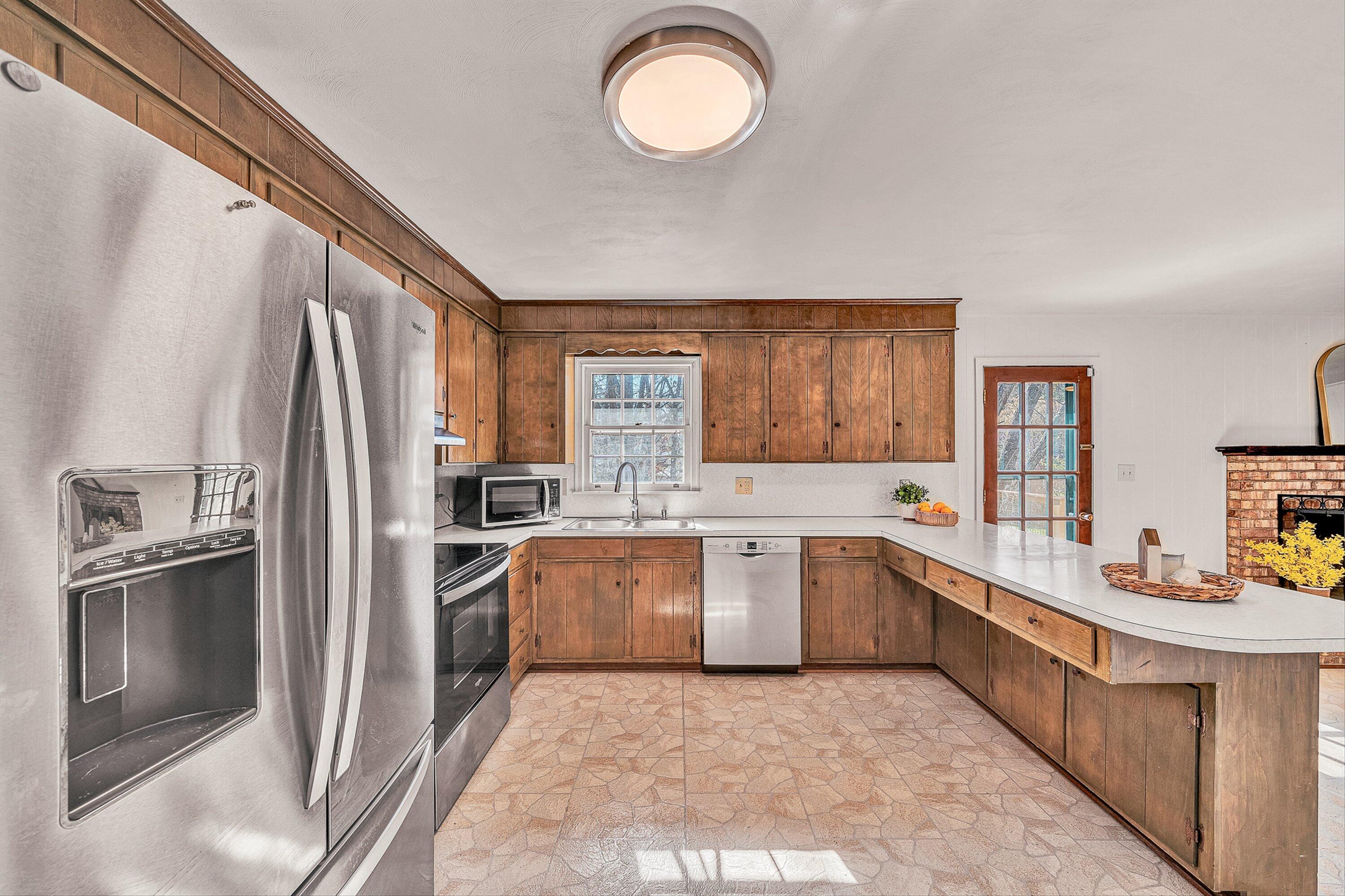 5918 Green Ridge Road Northwest Roanoke, VA 24019 - Photo 11 of 47 11-VM-07233