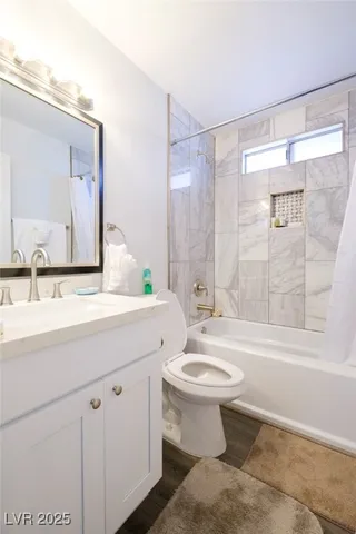 $2,400 | 1725 Duarte Drive, Henderson, NV 89014