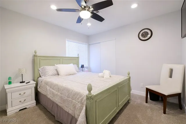 $2,400 | 1725 Duarte Drive, Henderson, NV 89014