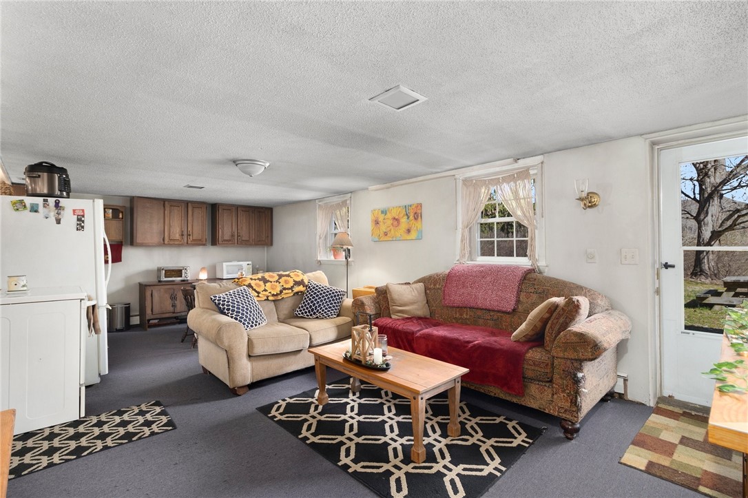 42 Kivela Road Plainfield, CT 06374 - Photo 15 of 25 In-Law Apt, Own Entry~