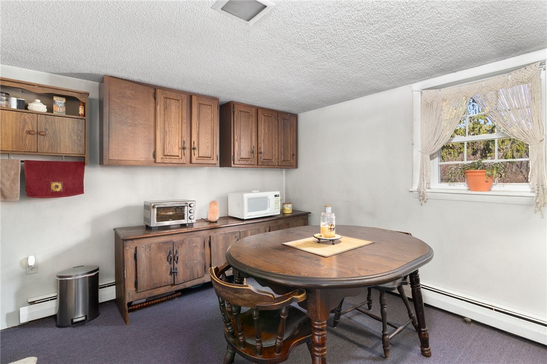 42 Kivela Road Plainfield, CT 06374 - Photo 18 of 25 In-Law Dining area~