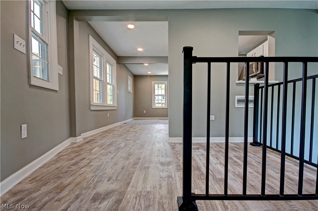 14507 Glencliffe Road Cleveland, OH 44111 - Photo 21 of 31