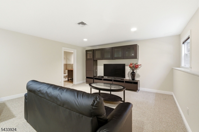 42 Spring Valley Road Montvale, NJ 07645 - Photo 39 of 50