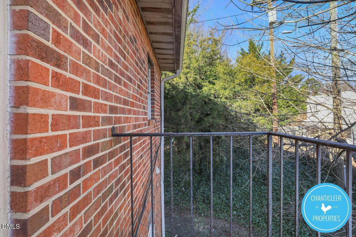 115 Florence Street, Unit 19 Graham, NC 27253 - Photo 24 of 29 a view of a balcony