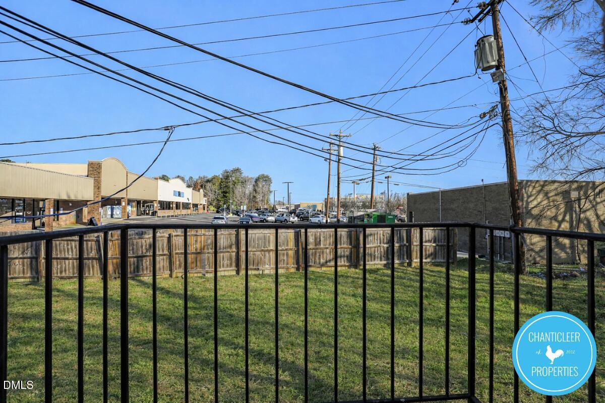 115 Florence Street, Unit 19 Graham, NC 27253 - Photo 27 of 29 a view of a balcony