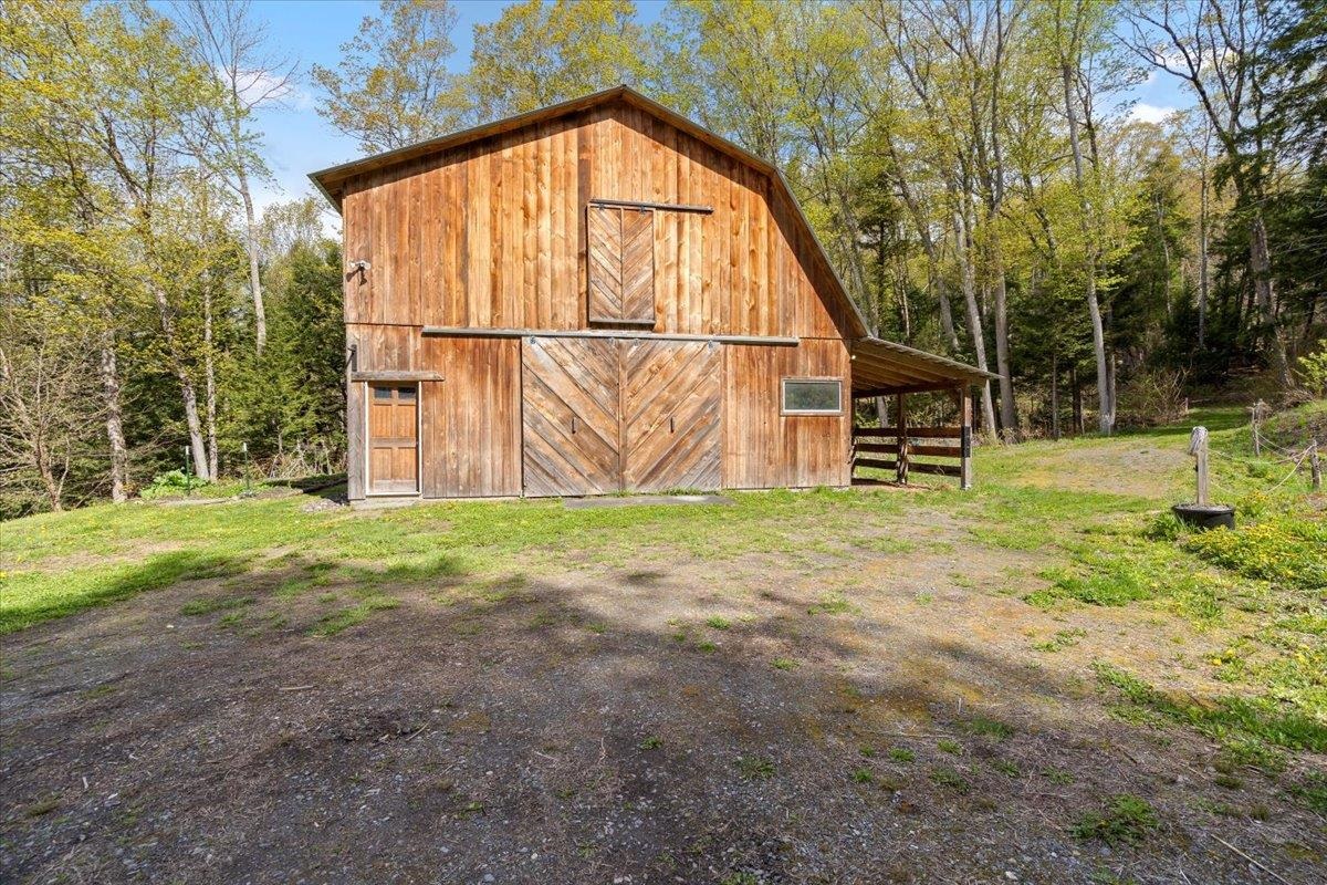 278 Spring Road Tunbridge, VT 05077 - Photo 34 of 52