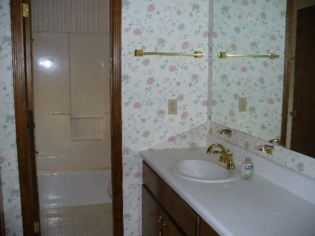 113 Boxwood Lane Anderson, SC 29621 - Photo 5 of 9 Gallery Image 5