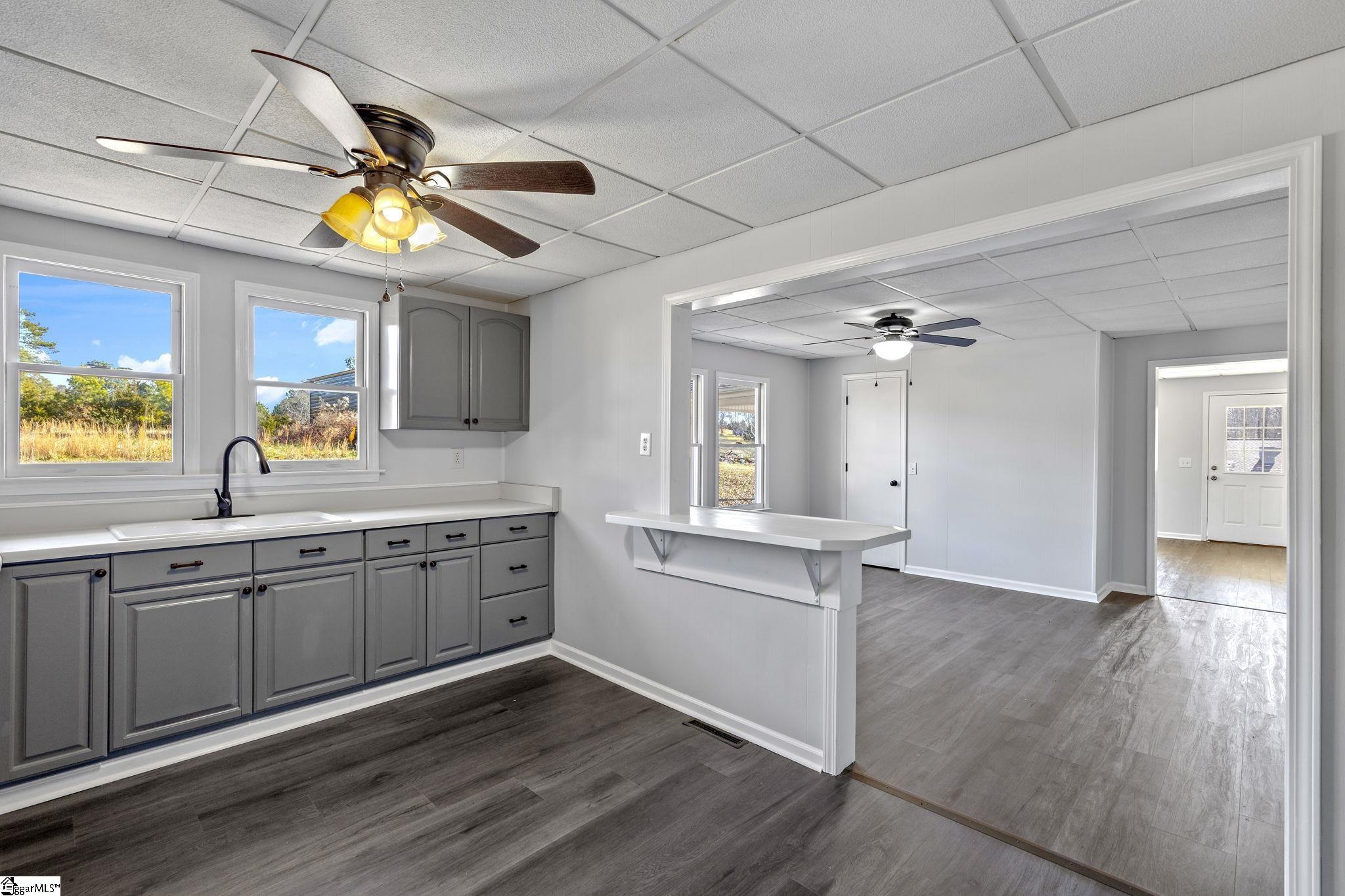 2110 Walhalla Highway Pickens, SC 29671 - Photo 13 of 40