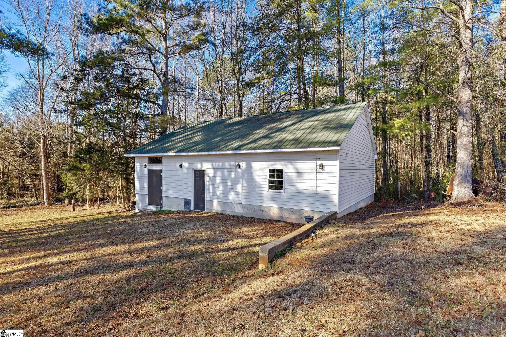 2110 Walhalla Highway Pickens, SC 29671 - Photo 26 of 40