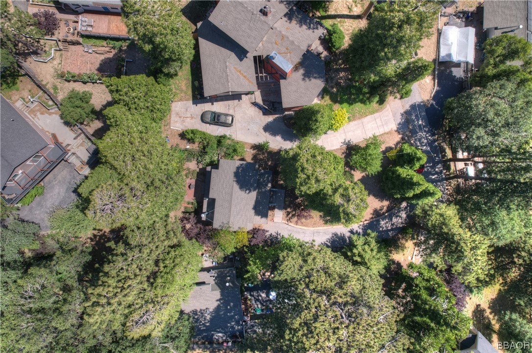 189 Pine Ridge Road Crestline, CA 92325 - Photo 29 of 30 an aerial view of a house with a yard