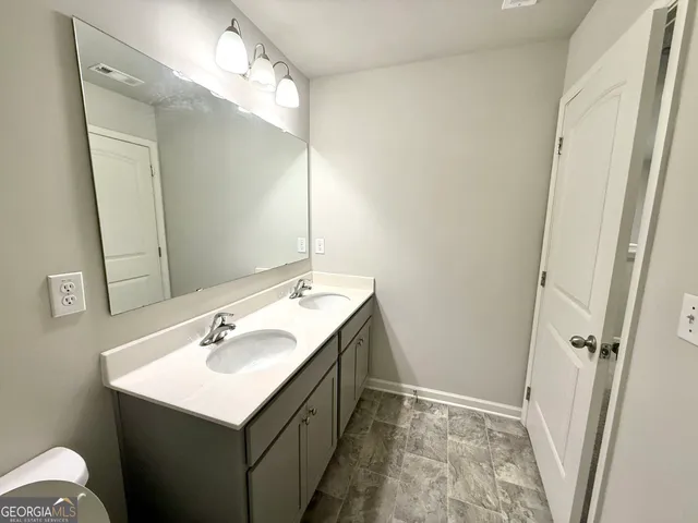 $2,150 | 5831 Screech Owl Drive, Flowery Branch, GA 30542