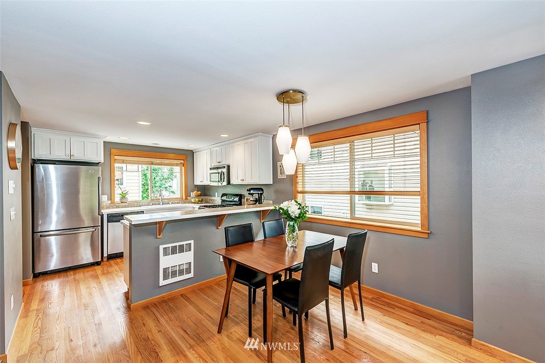 908 North 95th Street, Unit C Seattle, WA 98103 - Photo 7 of 16 Gallery Image 7