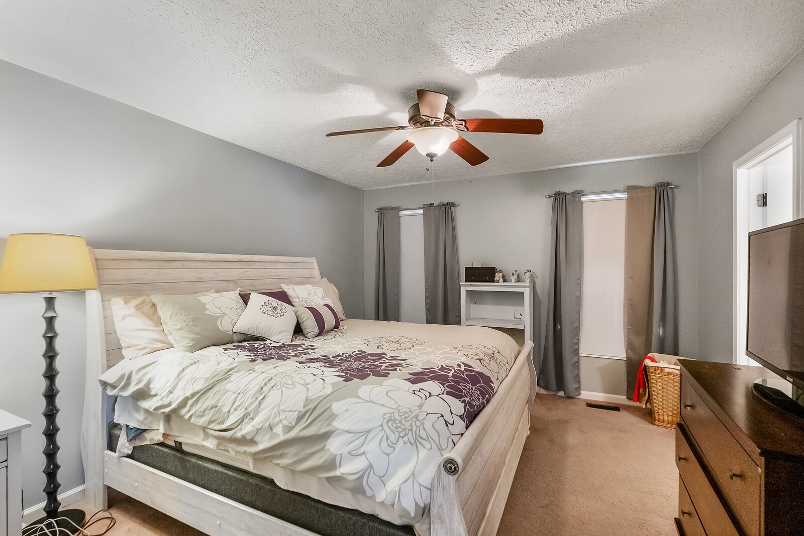 509 Berry Circle Springfield, TN 37172 - Photo 11 of 20 a bedroom with a bed and a chandelier