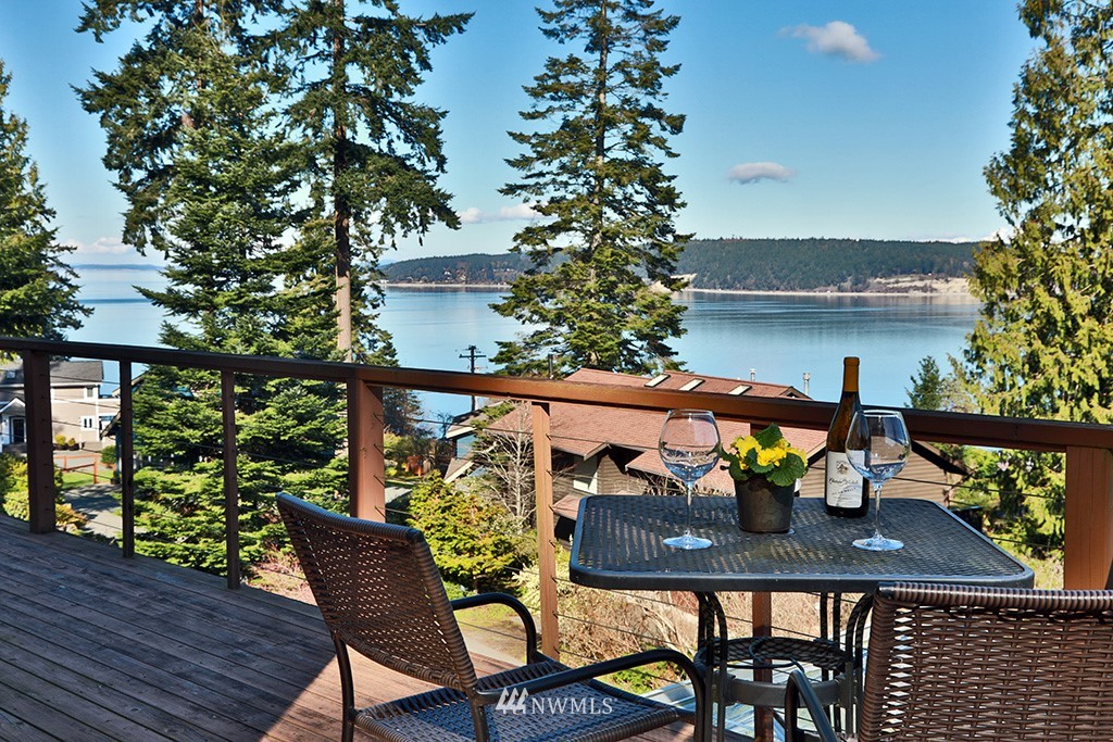 3239 Fox Spit Road Langley, WA 98260 - Photo 1 of 35 Gallery Image 1