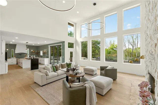 $2,450,000 | 1701 Northwest Duncan Road, Blue Springs, MO 64015