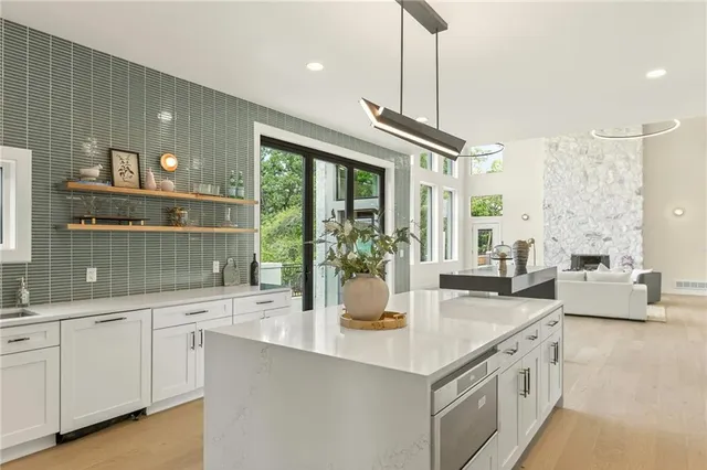 $2,450,000 | 1701 Northwest Duncan Road, Blue Springs, MO 64015