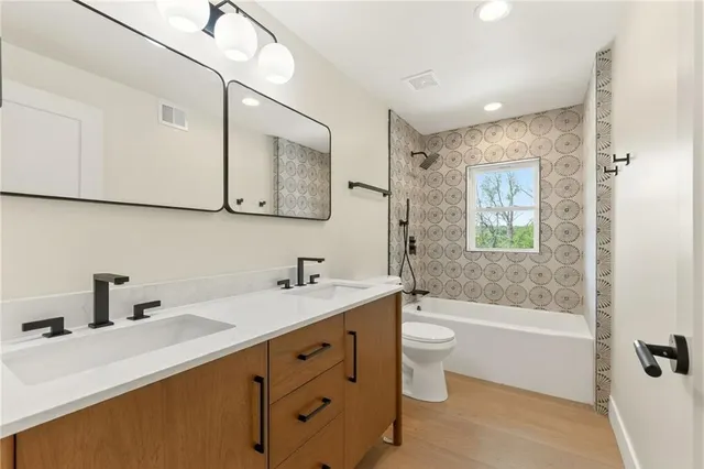 $2,450,000 | 1701 Northwest Duncan Road, Blue Springs, MO 64015