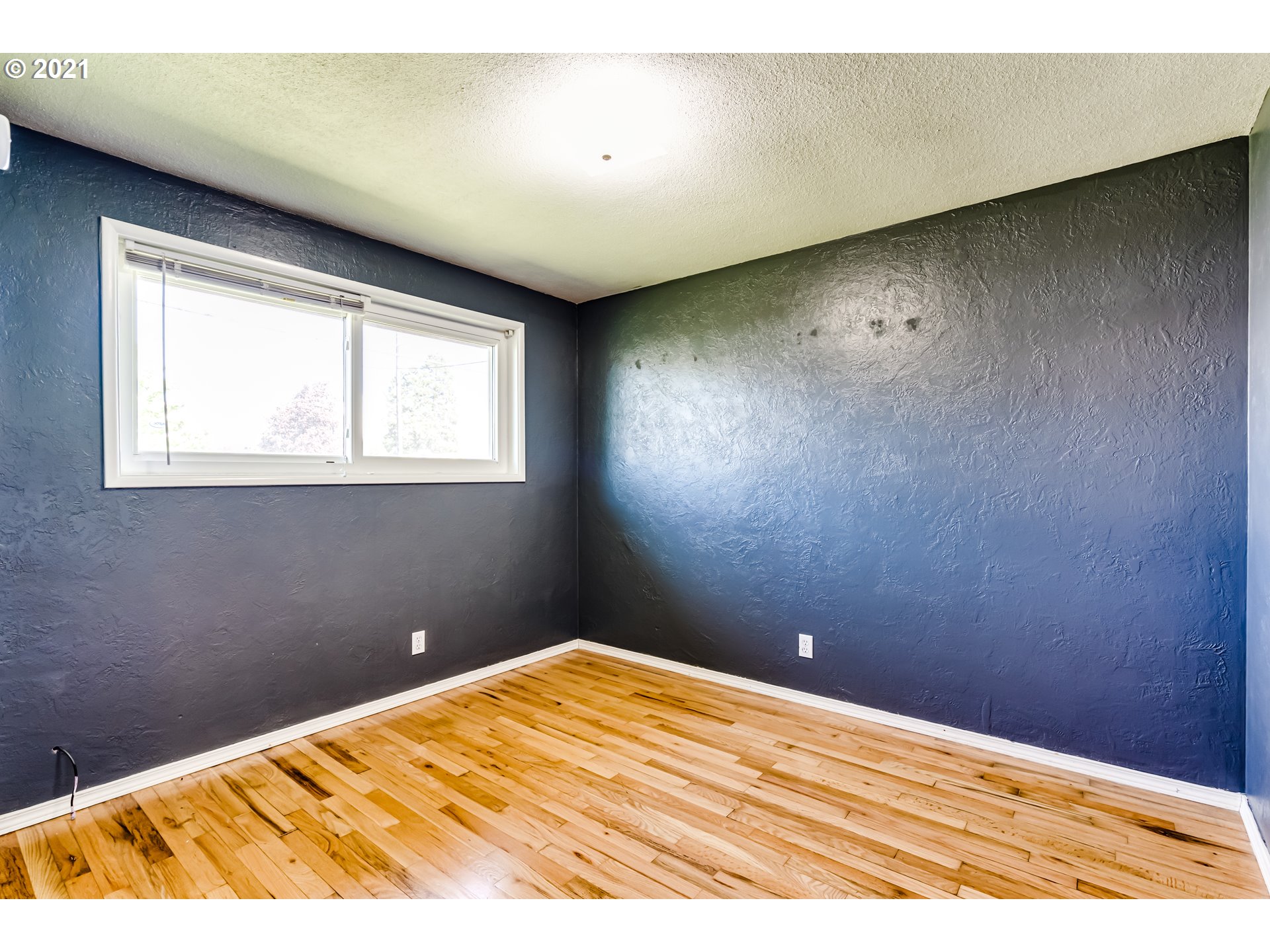 688 South 38th Street Springfield, OR 97478 - Photo 20 of 31