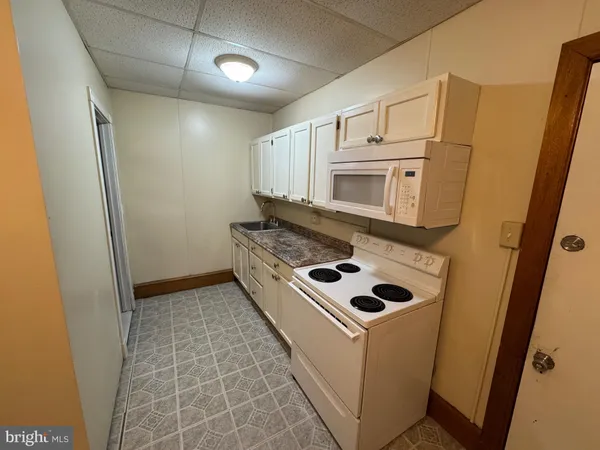 $800 | 614 Mahantongo Street, Pottsville, PA 17901