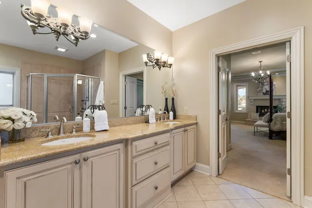 $779,000 | 2131 White Oak Lane, Highland, IN 46322