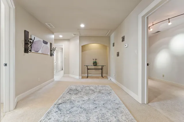 $779,000 | 2131 White Oak Lane, Highland, IN 46322