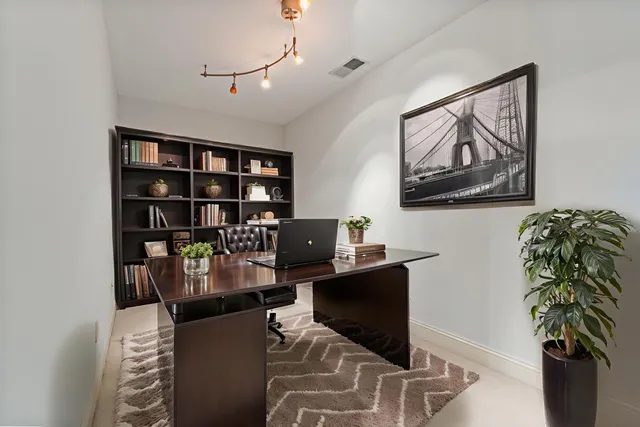 $779,000 | 2131 White Oak Lane, Highland, IN 46322