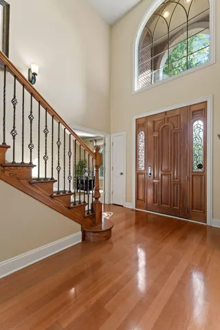 $779,000 | 2131 White Oak Lane, Highland, IN 46322