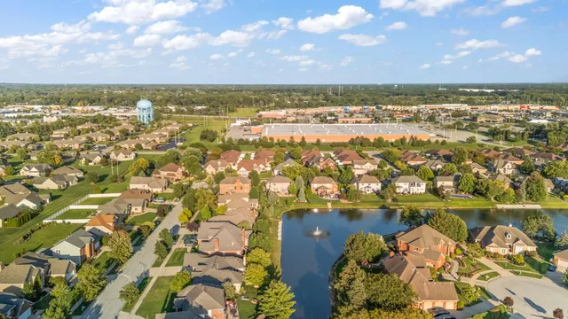 $779,000 | 2131 White Oak Lane, Highland, IN 46322