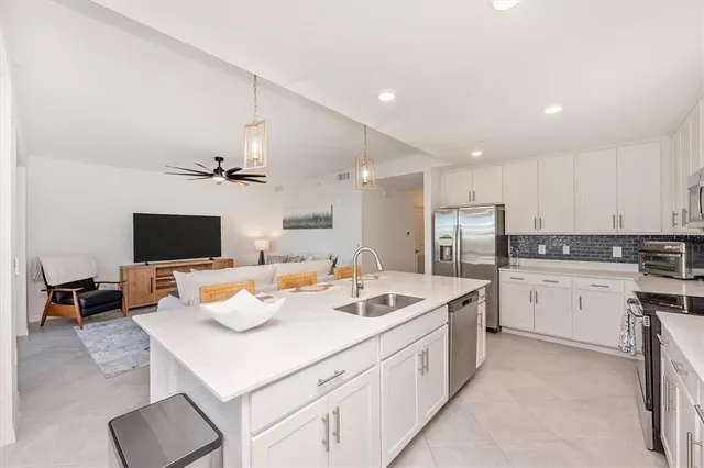 $5,500 | 17625 Opal Sand Drive, Unit 207, Venice, FL 34293