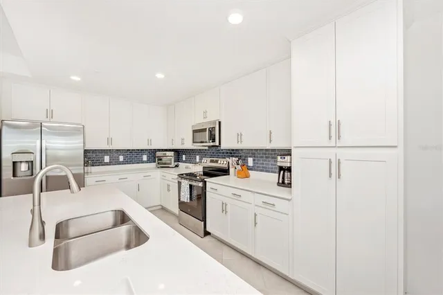 $5,500 | 17625 Opal Sand Drive, Unit 207, Venice, FL 34293