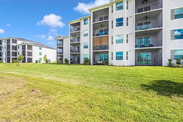 $5,500 | 17625 Opal Sand Drive, Unit 207, Venice, FL 34293