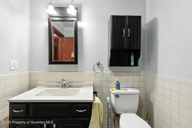 $619,000 | 3 Wagon Road, Lake Ariel, PA 18436