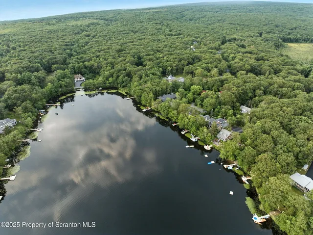 $619,000 | 3 Wagon Road, Lake Ariel, PA 18436