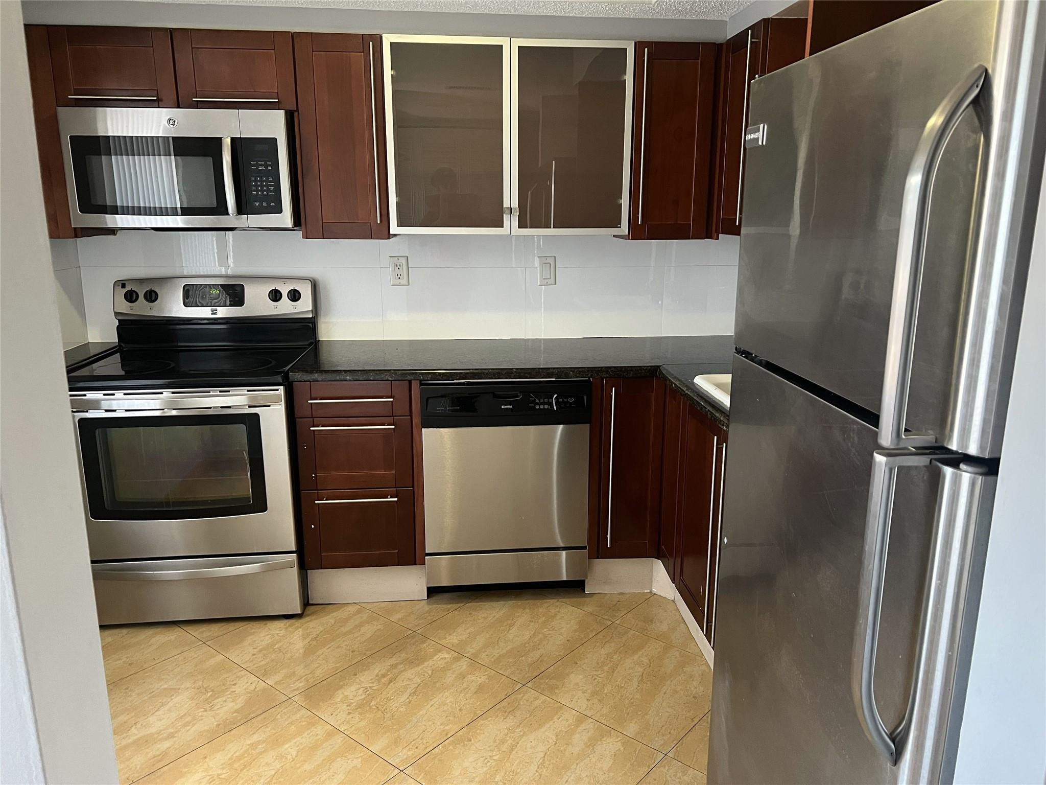 9272 Southwest 3rd Street, Unit 410 Boca Raton, FL 33428 - Photo 19 of 23 Photo 22