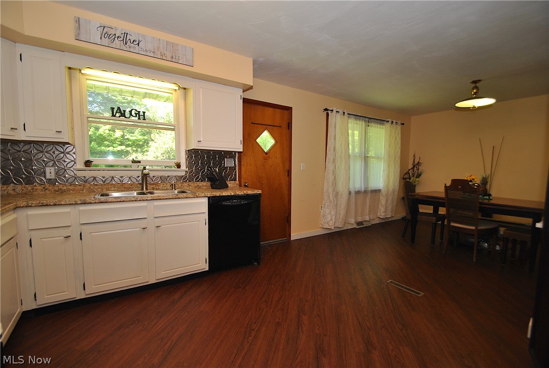 10983 Prouty Road Painesville, OH 44077 - Photo 8 of 31 Gallery Image 8