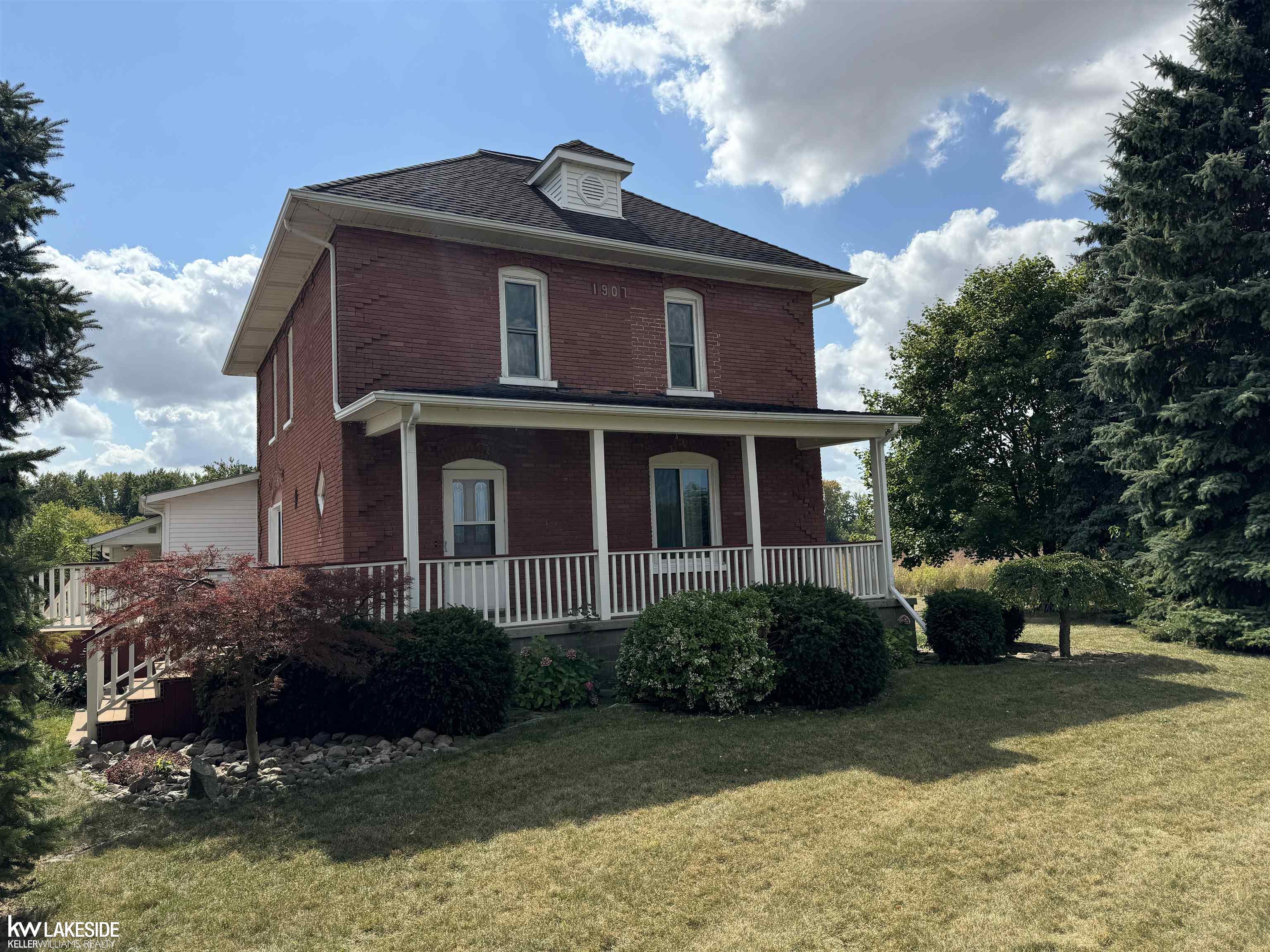6853 Broderick Road Pigeon, MI 48755 - Photo 2 of 31 50155827-c32f9a85-342c-4b0b-a905-c2be9b2cb922.JPG