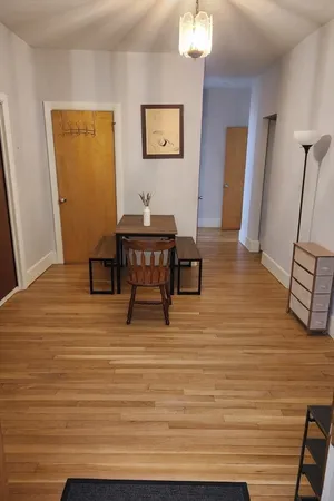 $6,200 | 39 St Paul Street, Unit 2, Brookline, MA 02446