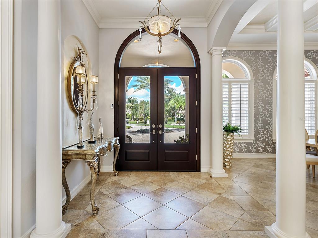 19428 Ganton Avenue Lakewood Ranch, FL 34202 - Photo 10 of 96