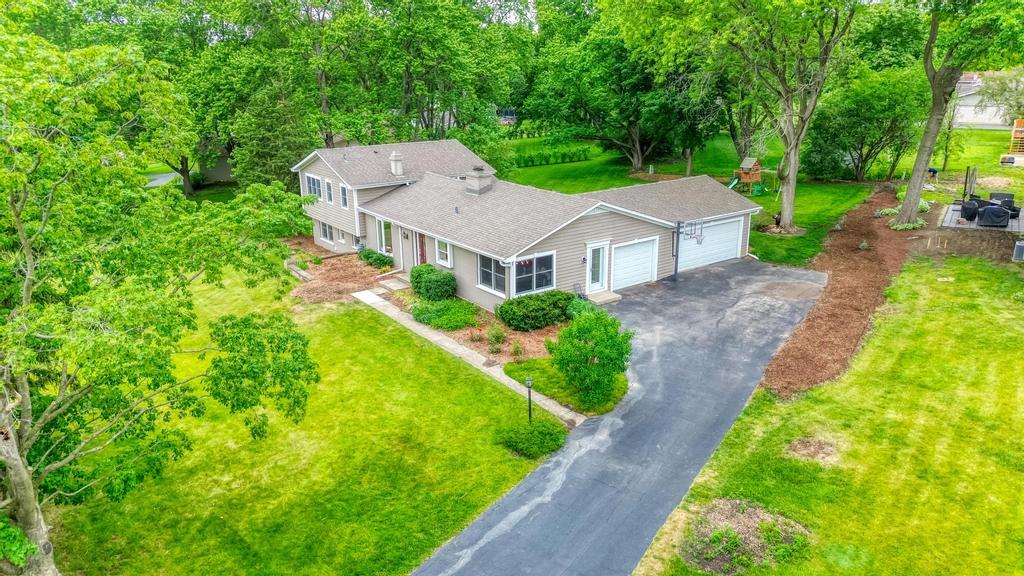325 Canterbury Lane Inverness, IL 60010 - Photo 2 of 54