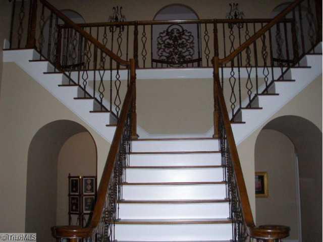 1045 Rockford Road High Point, NC 27262 - Photo 2 of 16 Entry.