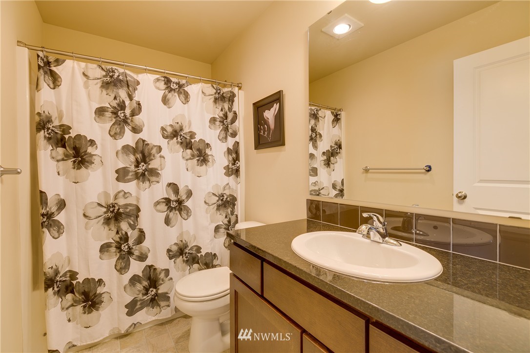 117 164th Place Southeast Bothell, WA 98012 - Photo 12 of 21 Gallery Image 12