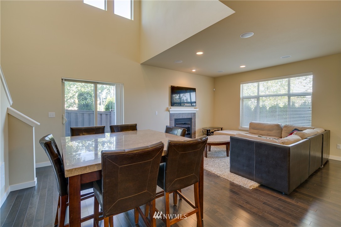 117 164th Place Southeast Bothell, WA 98012 - Photo 9 of 21 Gallery Image 9