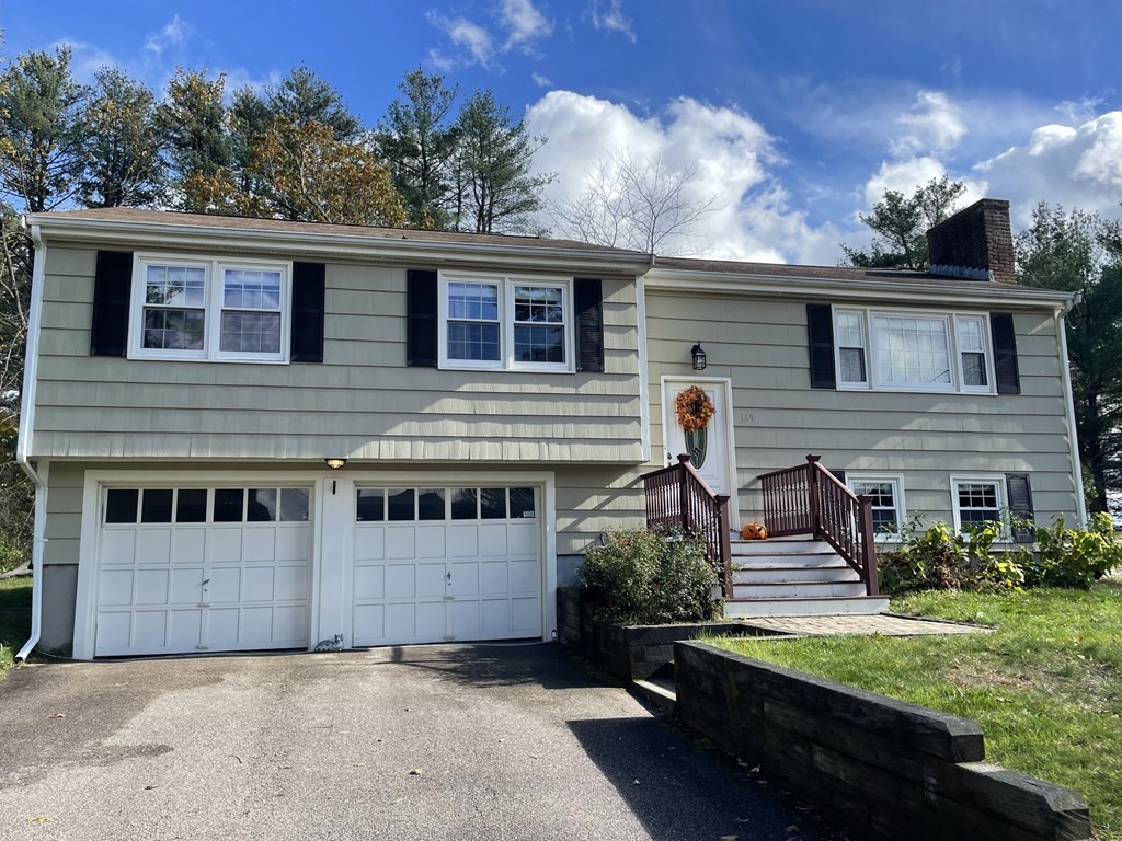 119 Harding Street Medfield, MA 02052 - Photo 1 of 17 Gallery Image 1