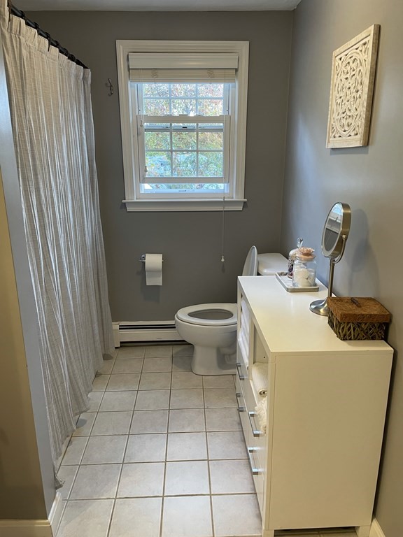 119 Harding Street Medfield, MA 02052 - Photo 3 of 17 Gallery Image 3