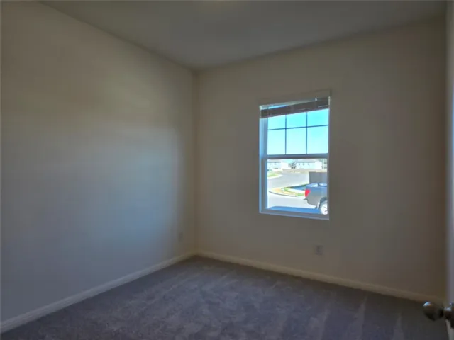 $2,100 | 202 Fox Hvn Road, Hutto, TX 78634