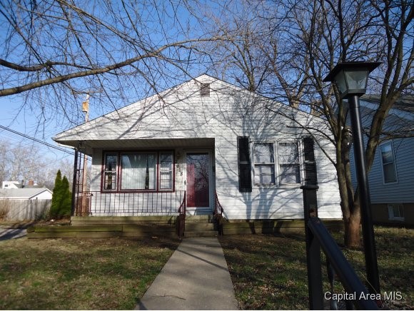 2618 South 10th Street Springfield, IL 62703 - Photo 1 of 19