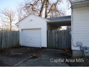 2618 South 10th Street Springfield, IL 62703 - Photo 3 of 19
